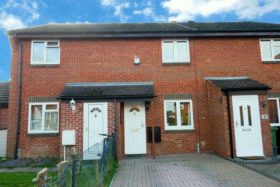 2 bedroom Detached t...